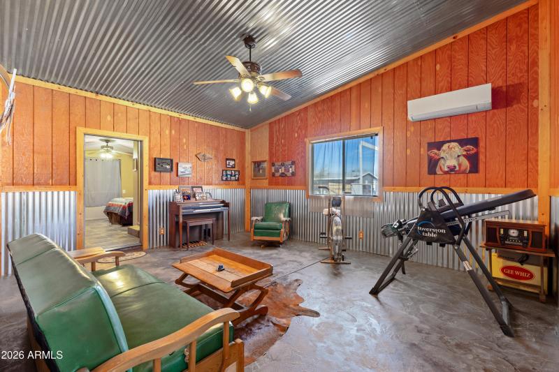 20526 W Carver Rd-25