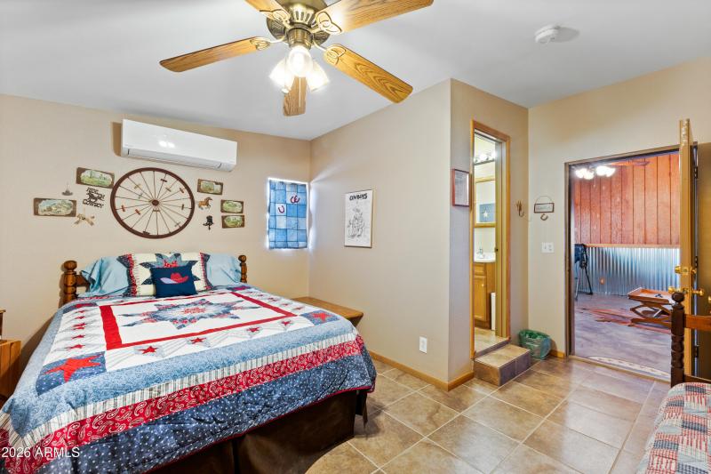 20526 W Carver Rd-28