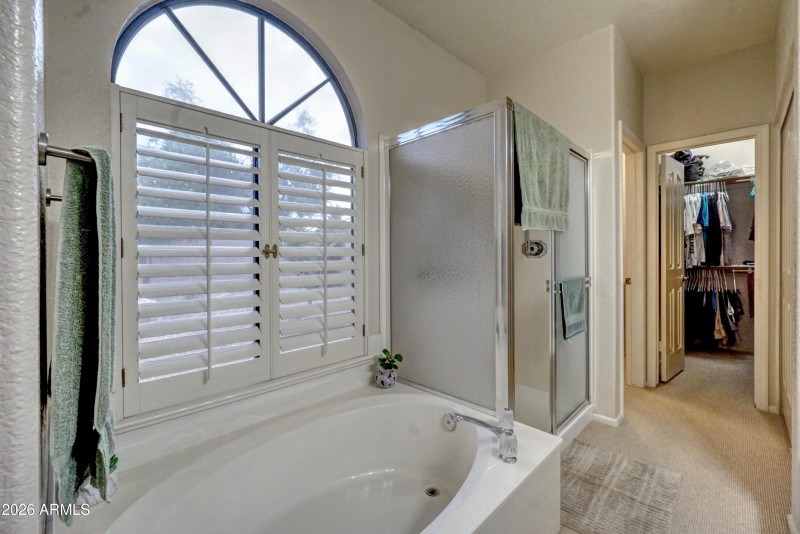 20 - Bathtub & Shower