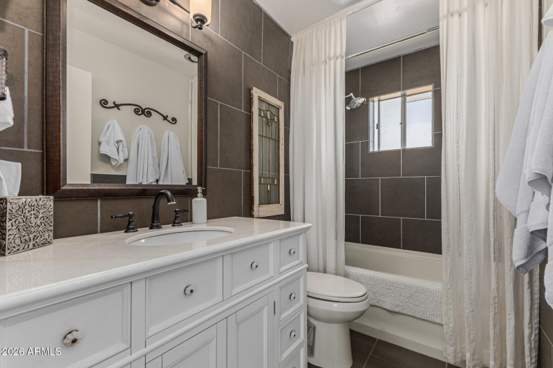 Beautifully updated bathroom