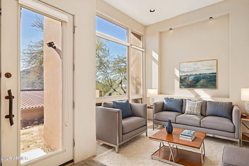 35-web-or-mls-44123-n-23rd-st