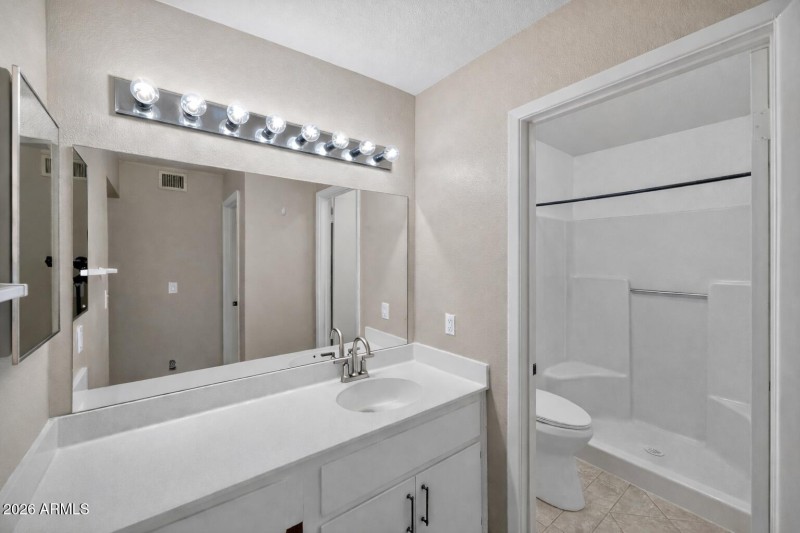 C4CB62FE-04EA-467C-91F0-6C46A4B2B80E