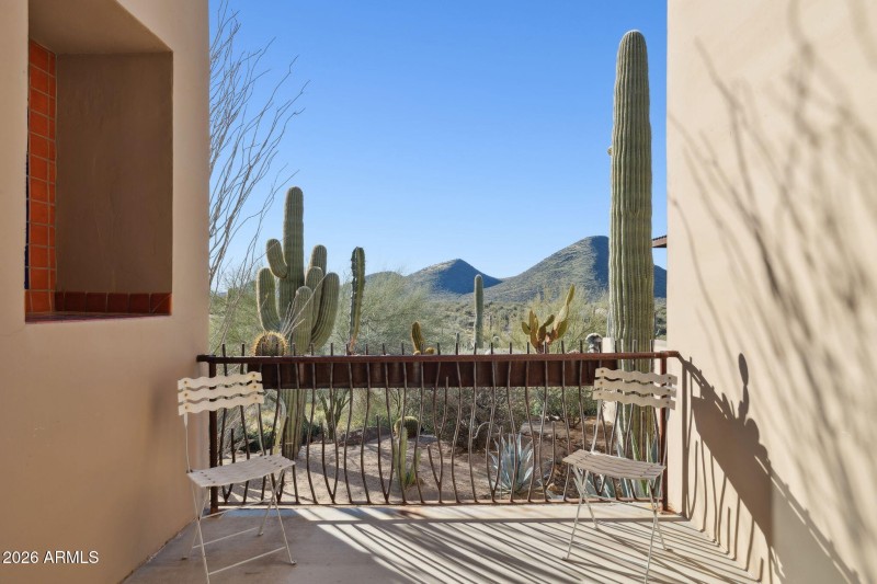 40-web-or-mls-44123-n-23rd-st