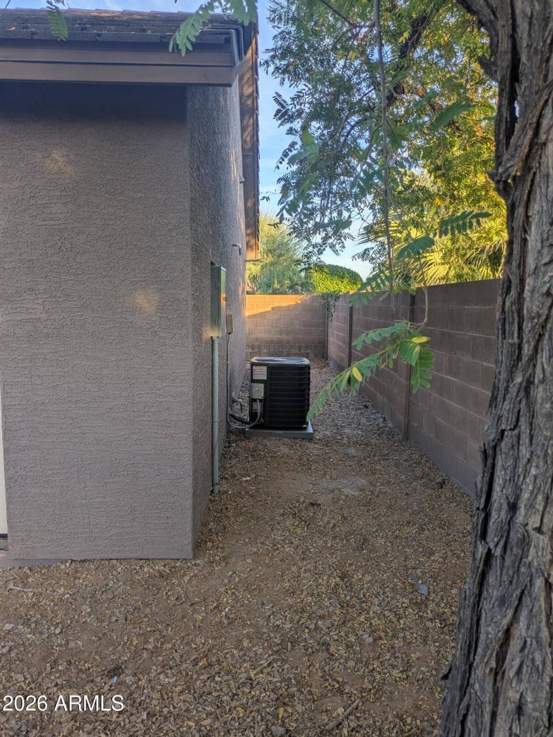 PXL_20260213_004428606