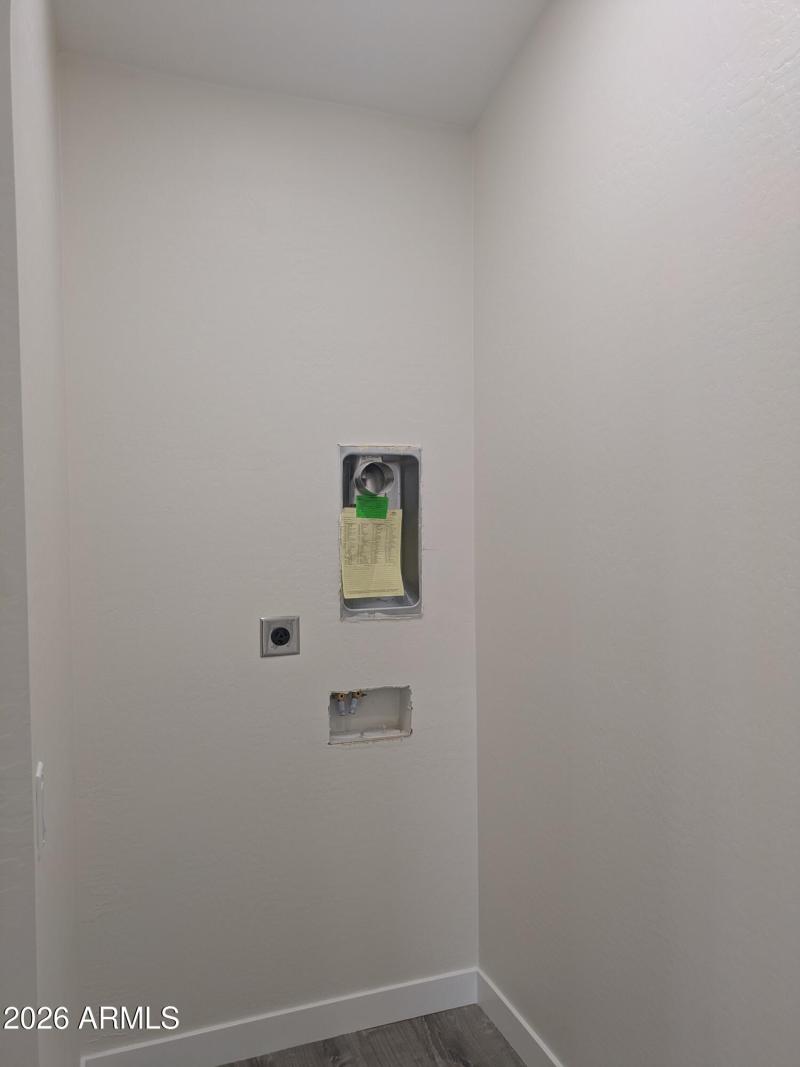 PXL_20260213_004625217