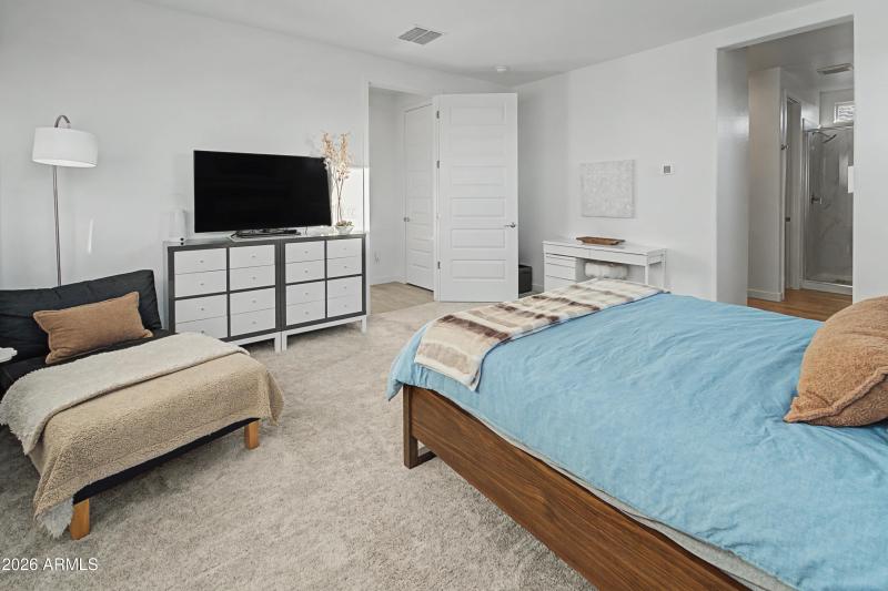 13C MASTER to tv 22_DSC00164 Master TV v