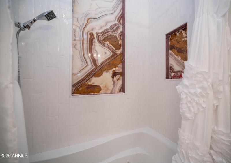 10055 N 142nd St Unit 2250-18