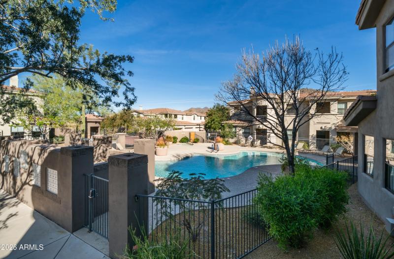 10055 N 142nd St Unit 2250-25