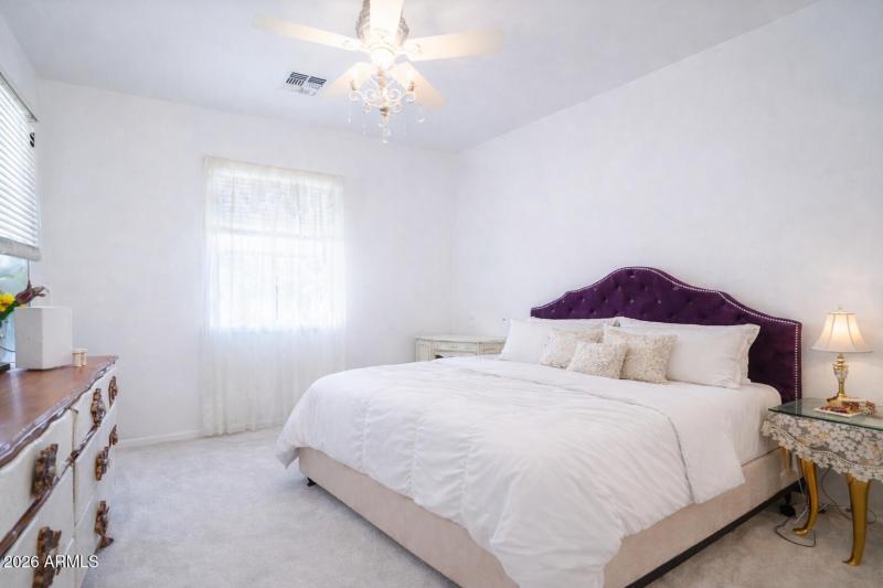 893E704B-FF50-4371-9CF2-48421502B435