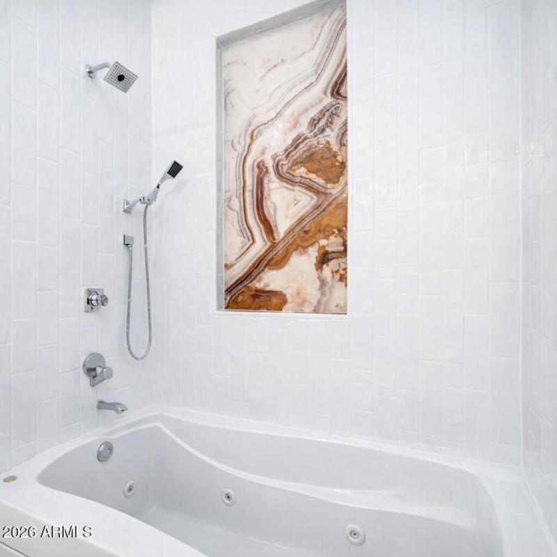 07FD67BF-3E3C-47C3-A1C1-6168FD803454