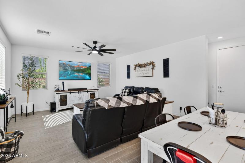 5-web-or-mls-45E Sector Dr