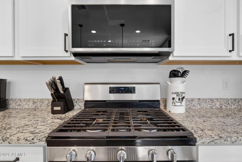 9-web-or-mls-02E Sector Dr