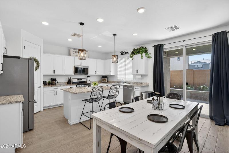 11-web-or-mls-48E Sector Dr