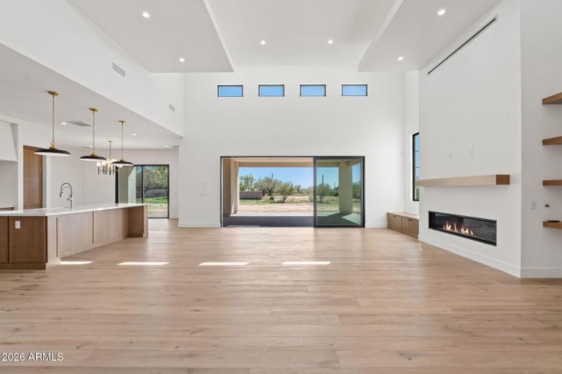 56-web-or-mls-DSC_7014 (2)