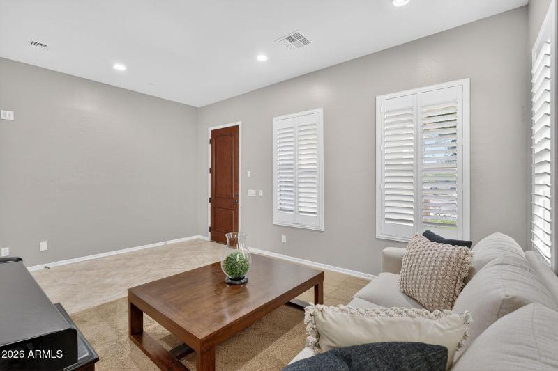 6-web-or-mls-07 Wyatt Way