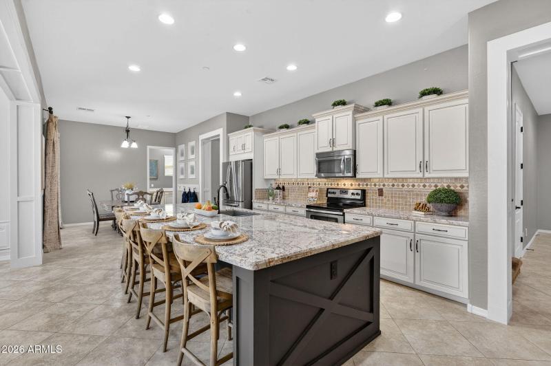 15-web-or-mls-15 Wyatt Way