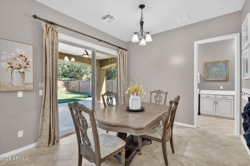 23-web-or-mls-27 Wyatt Way