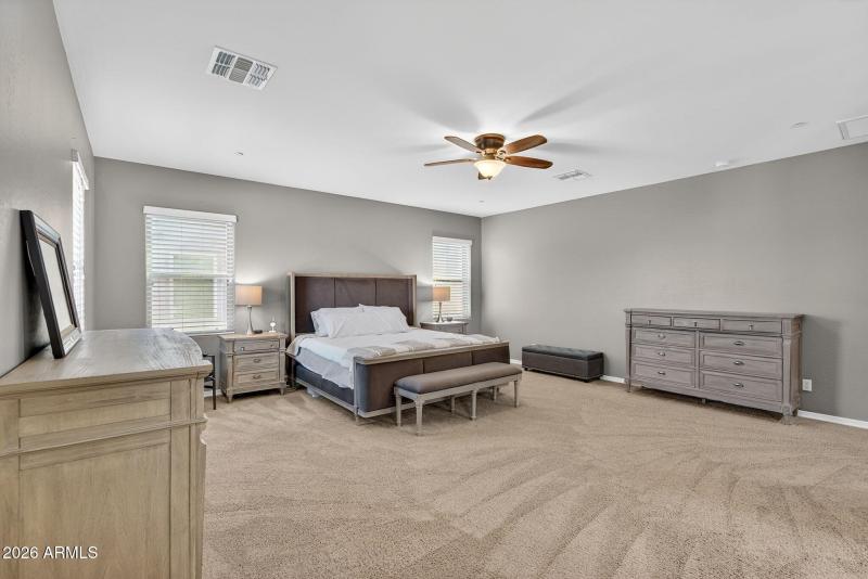 32-web-or-mls-50 Wyatt Way