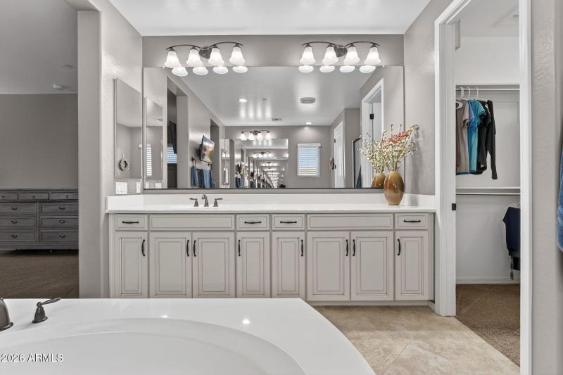 38-web-or-mls-54 Wyatt Way