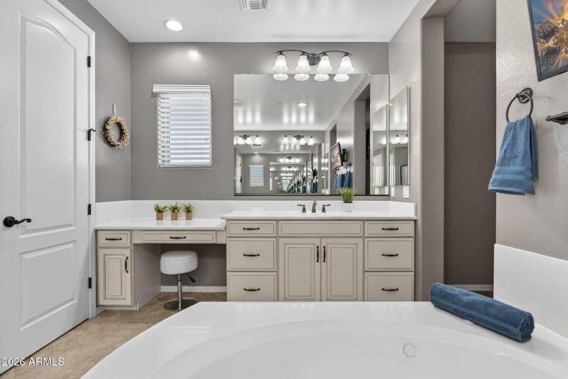 39-web-or-mls-57 Wyatt Way