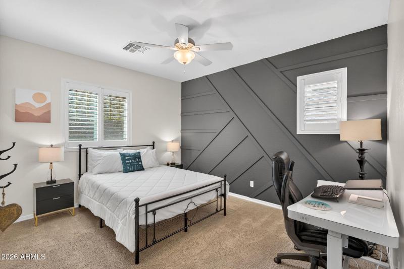 54-web-or-mls-39 Wyatt Way