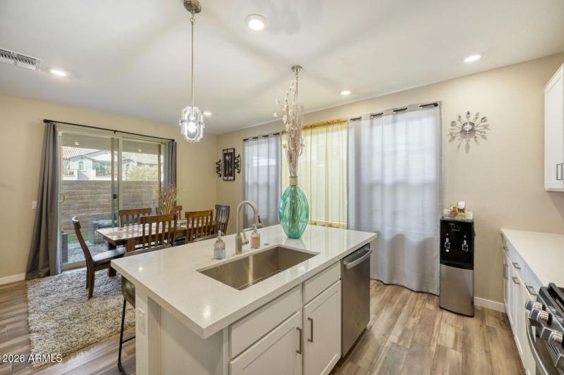 9920 E Tamery Ave - Web Quality - 016 -