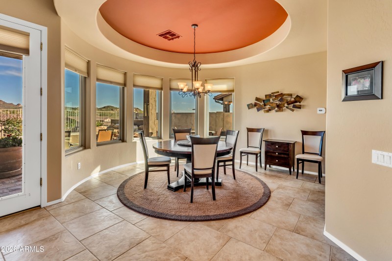 Elegant Formal Dining