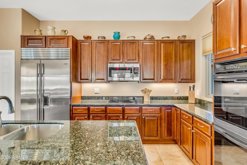 Micro and Electric Smooth Cooktop at Kit