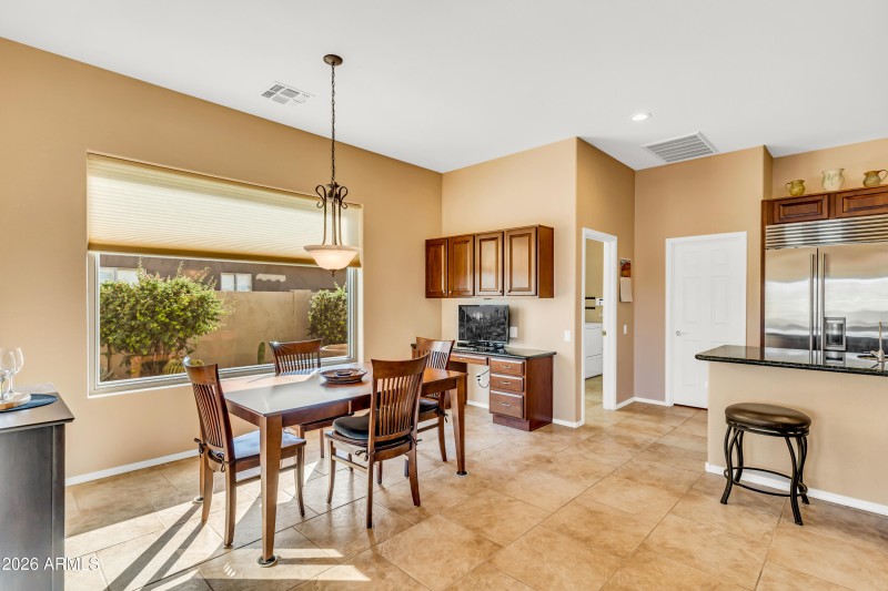 Eat in Cafe at Kitchen