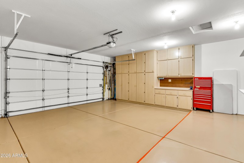 Oversized 2 Car Garage