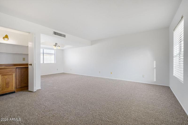 2044 S Don Carlos Apt 7 - Web Quality -