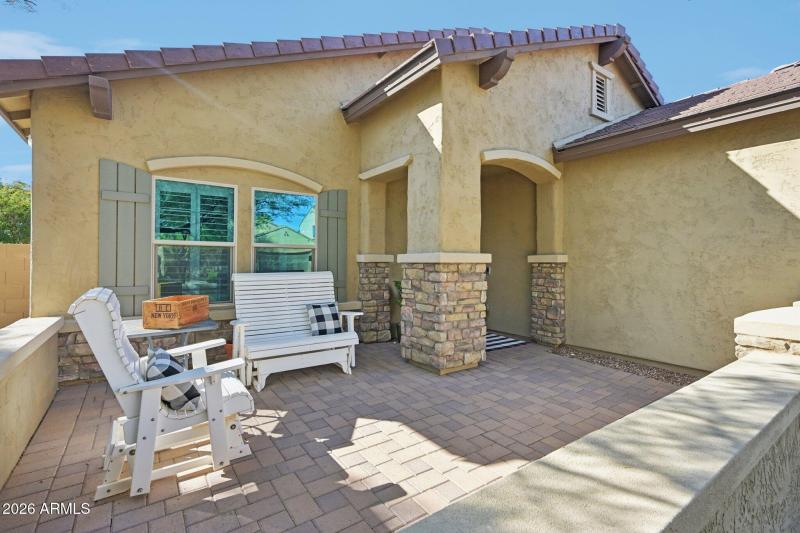 4-web-or-mls-W Oberlin Way-S2402-004