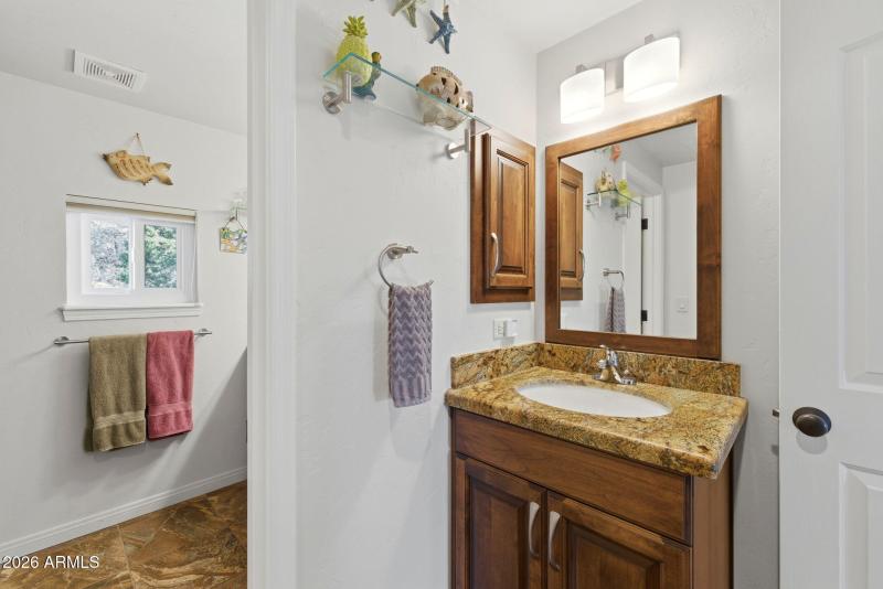 15-Upstairs Bathroom (1)