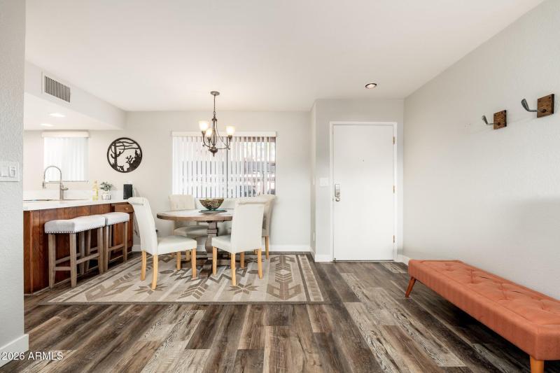 12212 N Paradise Village Pkwy S APT 129