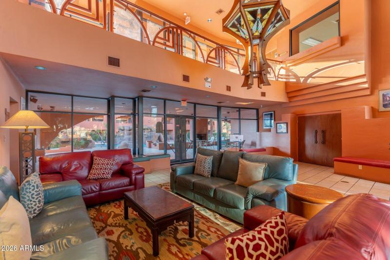 12212 N Paradise Village Pkwy S APT 129