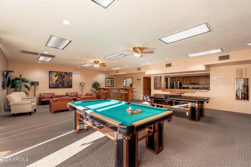 12212 N Paradise Village Pkwy S APT 129