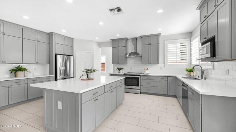 Large Island & Quartz Counters