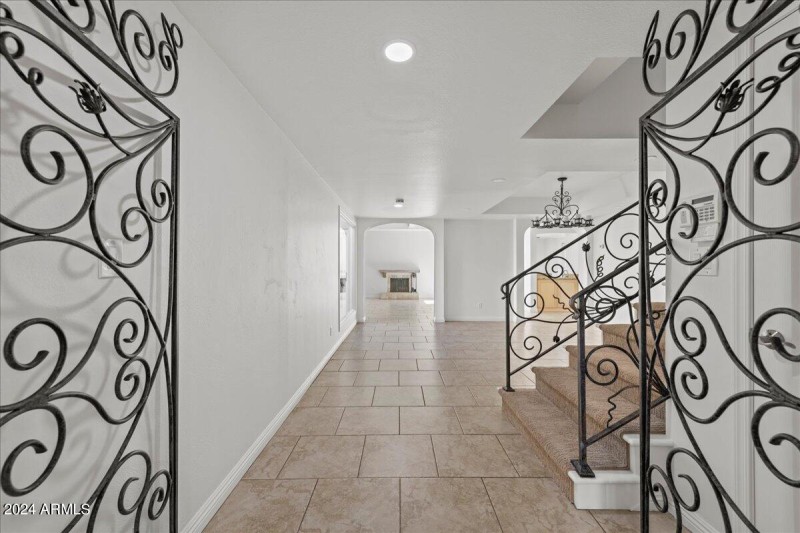 21-4327 N 69th Way 19