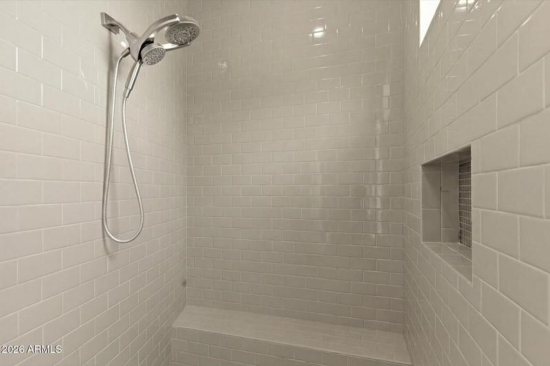 073-cbcc3669-db82-4317-b65b-9771ceb48707