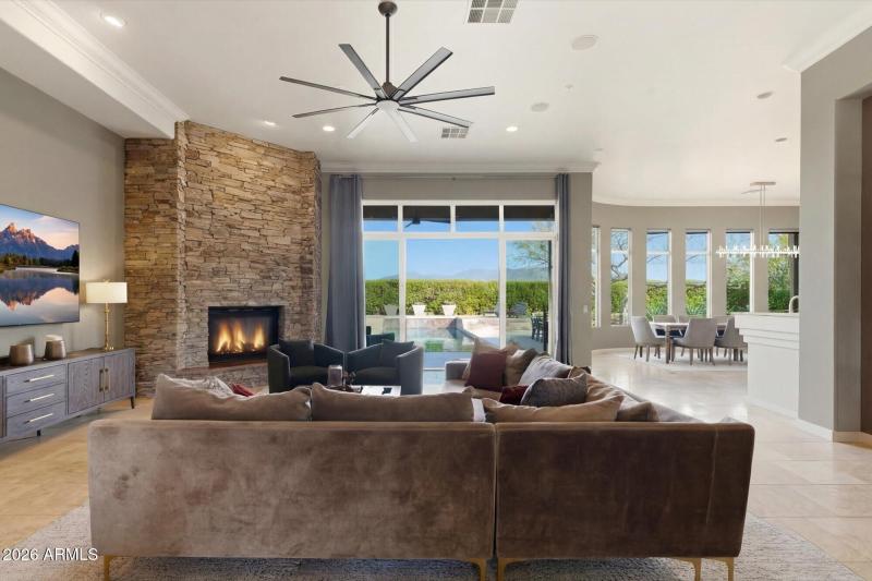 087-DSC00884_re_edit_f82e3452-fdd3-41ff-