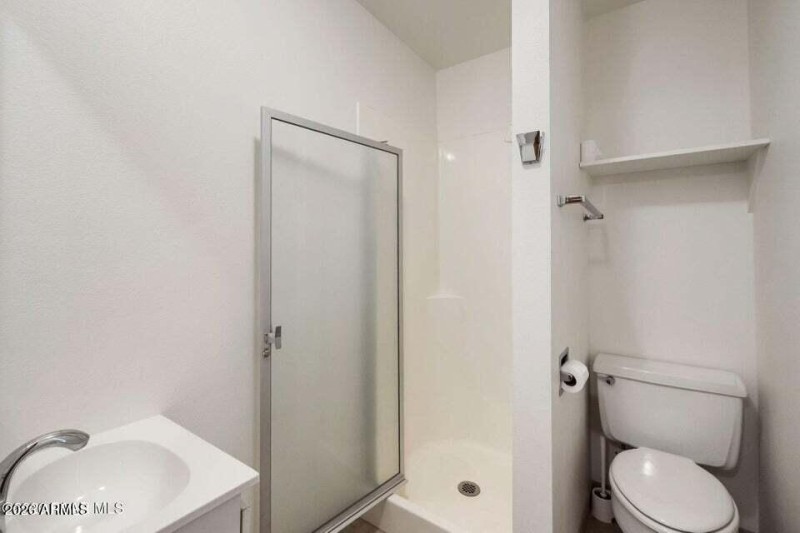 LL 3/4 Bathroom