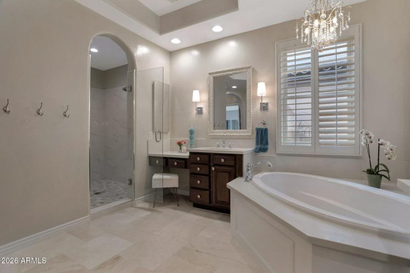 Master Bathroom, Large Tub