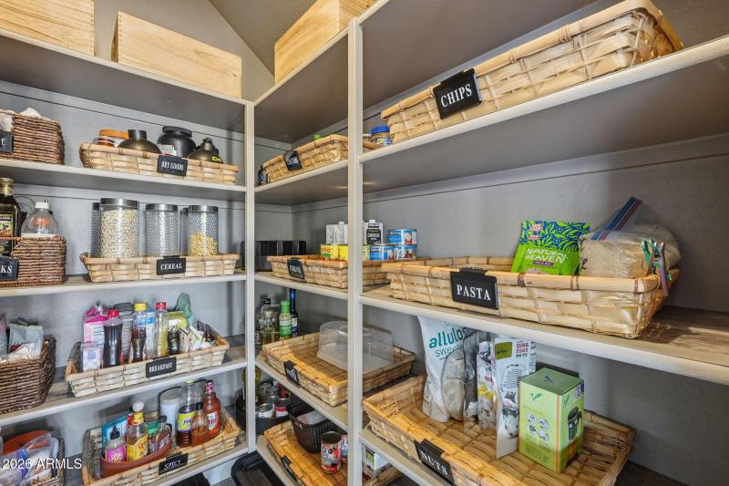 Walk in Pantry