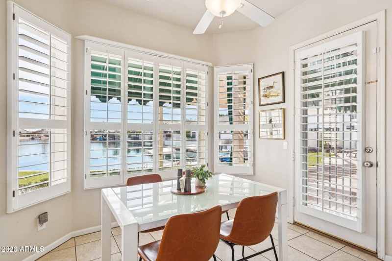 Eat in Kitchen with Bay Window