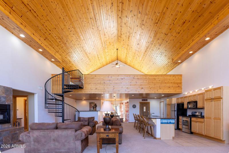 Beautiful Bright Loft