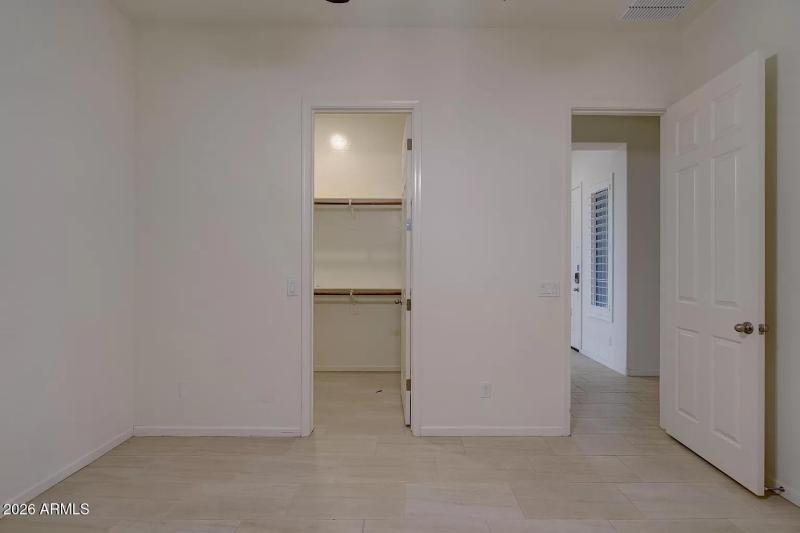 fc42f8be-aa79-4b4c-b9b5-3691f125bf7b