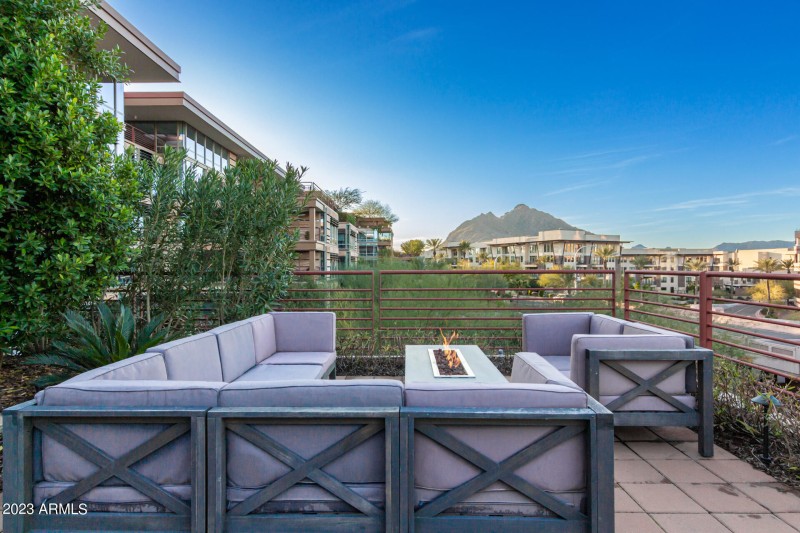 0035-35 - Rancho Vista