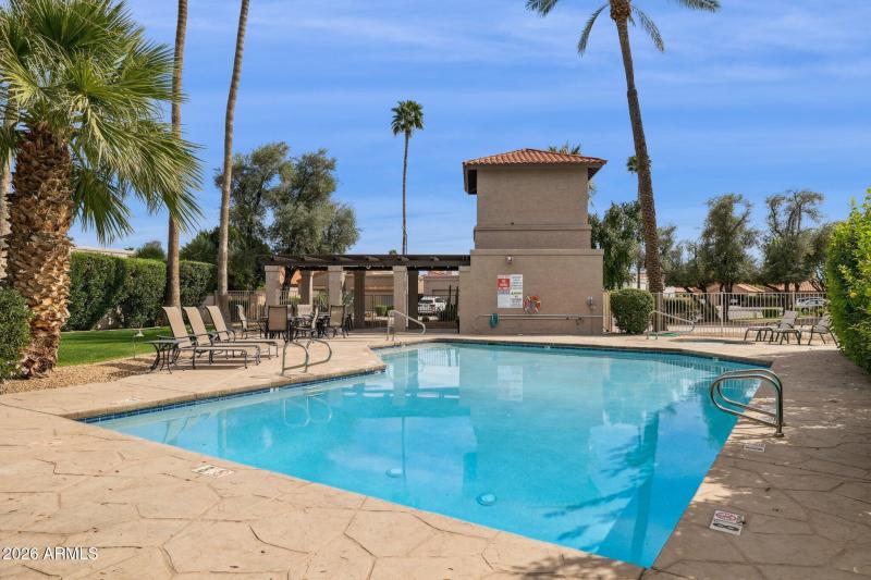 33-web-or-mls-8041-e-del-tornasol-dr