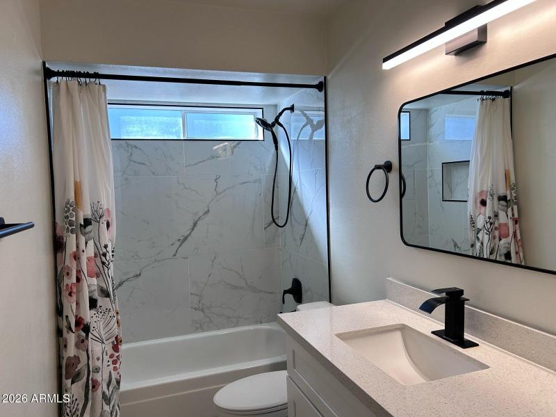 13) 57861-68349477d6bdc