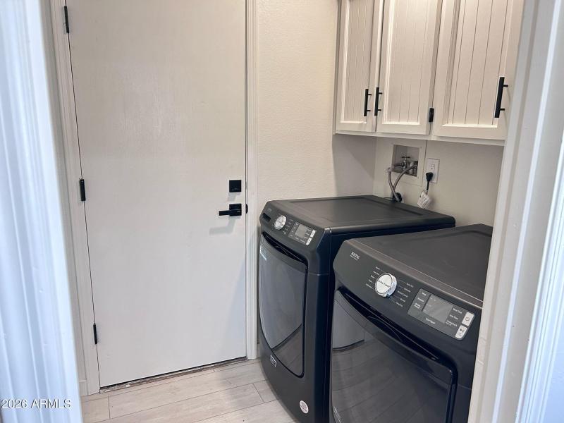 16) 57861-683494797a1f5